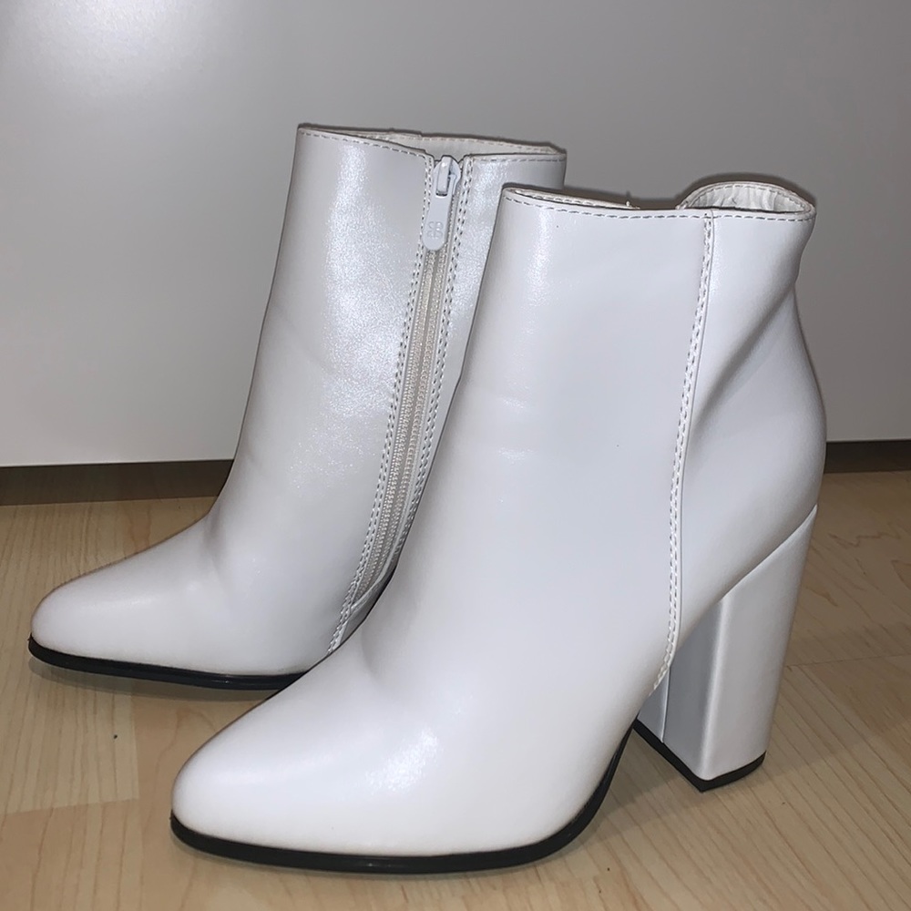 Nasty Gal PU Heeled Ankle Boot - White